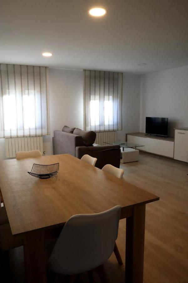 Apartamento Cata سانتياغو دي كومبوستيلا المظهر الخارجي الصورة