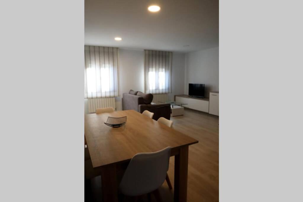 Apartamento Cata سانتياغو دي كومبوستيلا المظهر الخارجي الصورة