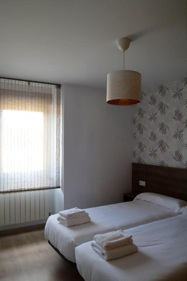 Apartamento Cata سانتياغو دي كومبوستيلا المظهر الخارجي الصورة